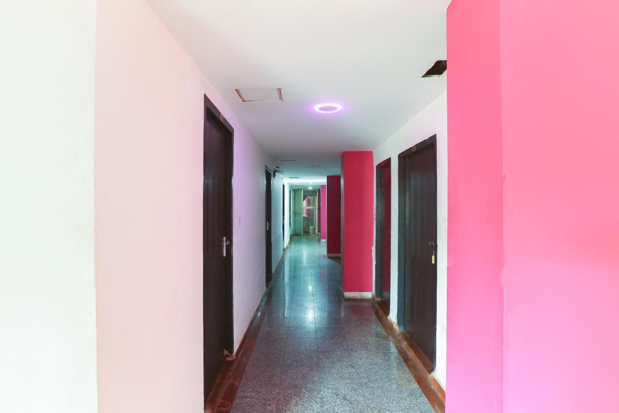 Hotel O Pink Chennai
